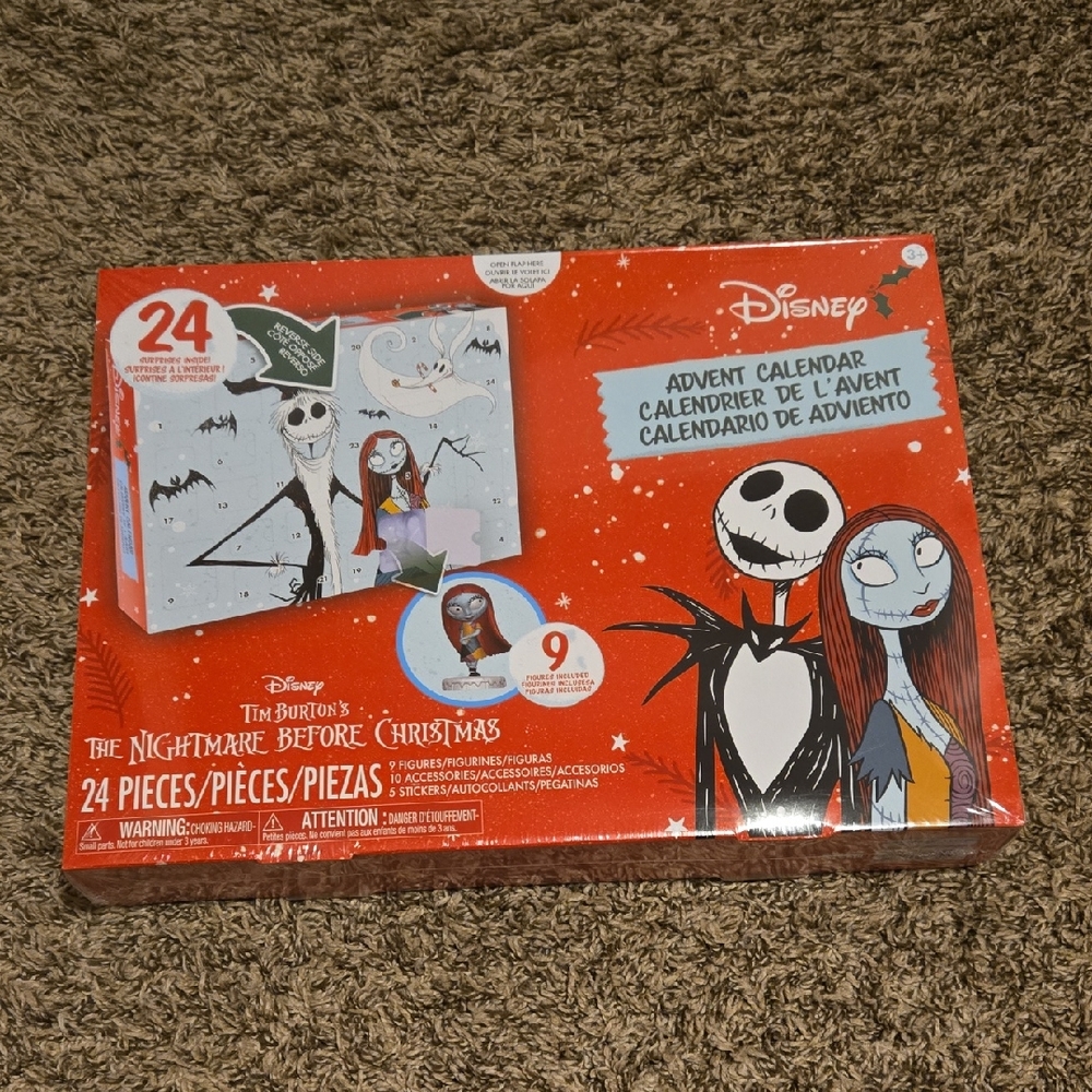 Disney Tim Burton Nightmare Before Christmas Advent Calendar 24 Surprises Sealed